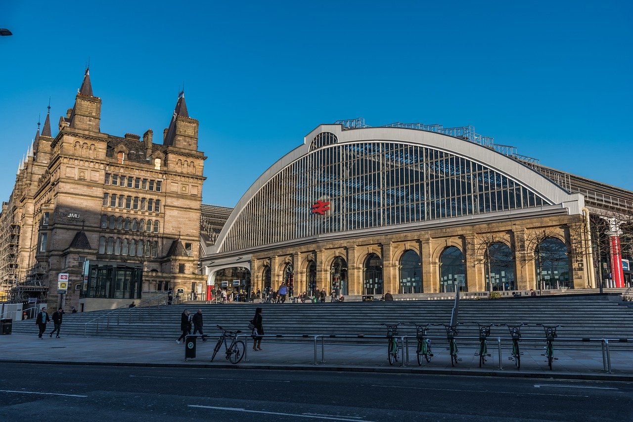 uk liverpool lime street